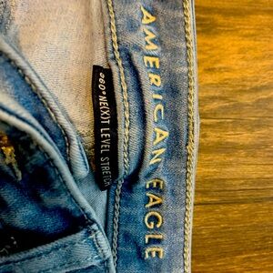 These jeans are American Eagle. Size 4. The jeans are a light blue color.